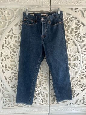 Levi’s Wedgie Straight Jeans Size 28 High Rise